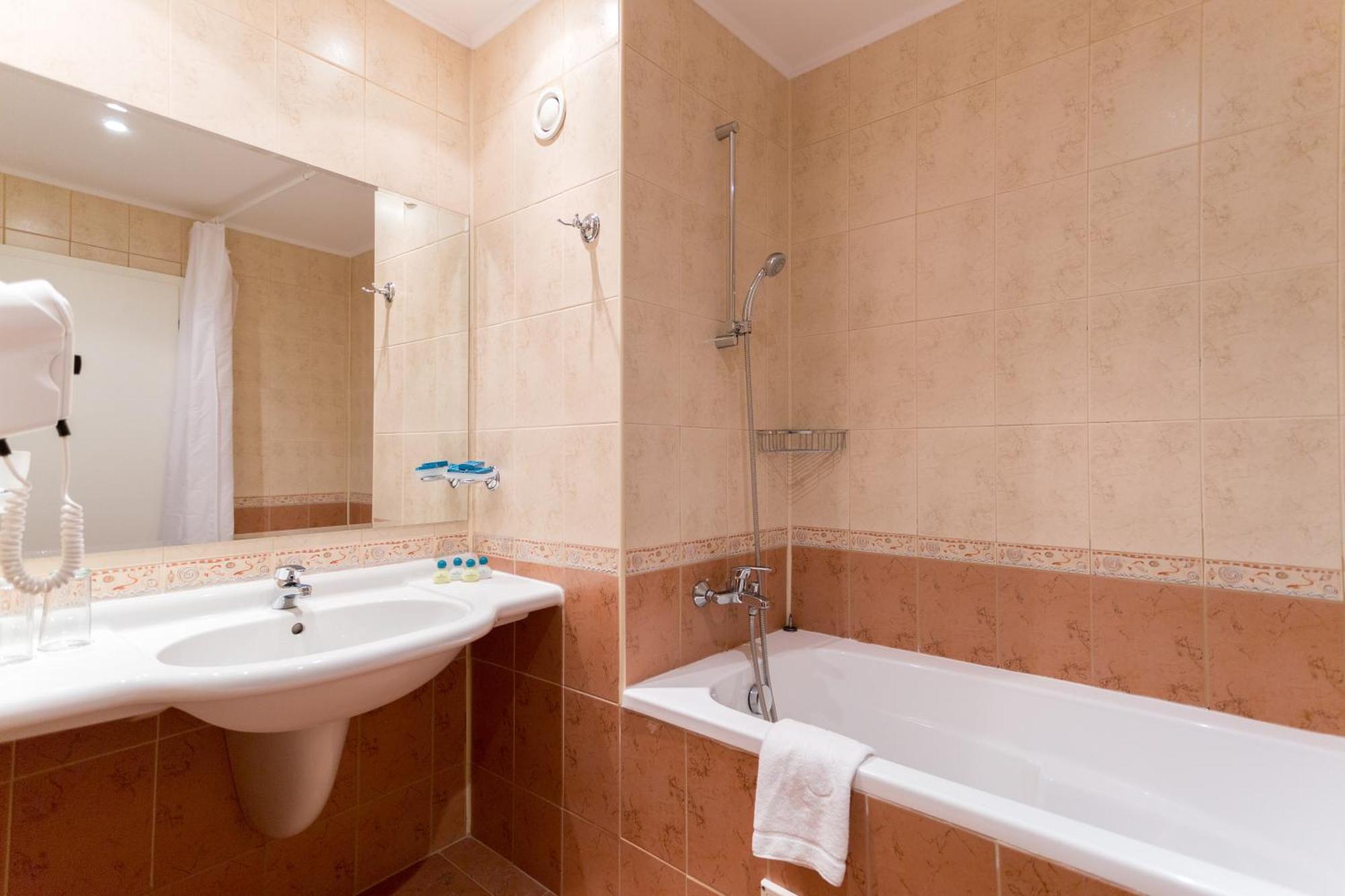 Premium Twin Room Sea View